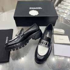 Chanel Low Shoes